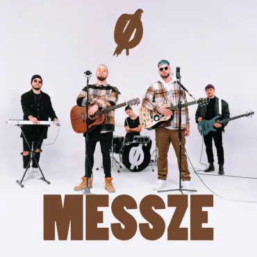 Pola - Messze